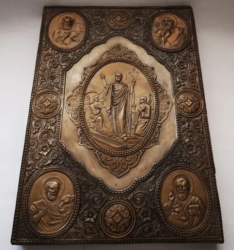 Russisch icoon van de opstanding van Jezus, metaal, versierd en bedekt met bloemmotieven Koper - Hout, Koper