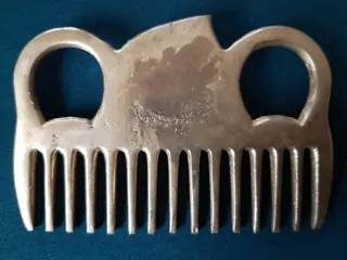 Vintage combs (2) - Messing