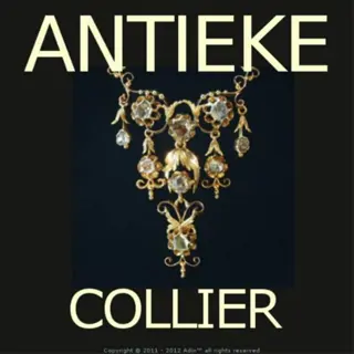 Antiquair gespecialiseerd in verkopen van antieke collier.