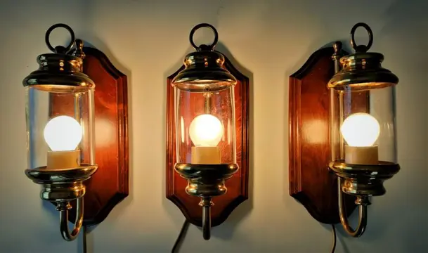 3 marine decoratieve kooi wandlampen - Goud messing, glas, getint hout