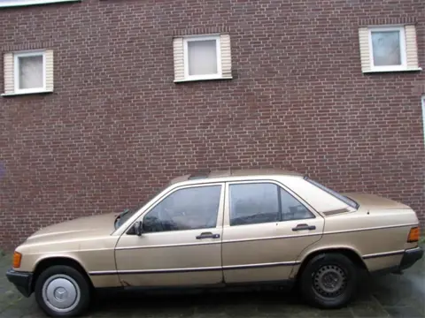 Sloopauto inkoop Den haag MERCEDES-BENZ 190 automaat