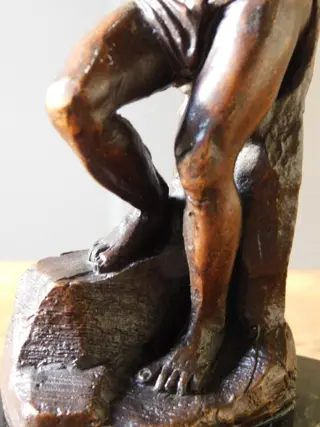 Naar het origineel van Michelangelo de opstandige slaaf - Beeld(je) - Brons, Marmer