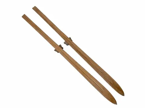 Ghirardi, Milano - Ski - Hout, IJzer (gegoten/gesmeed)