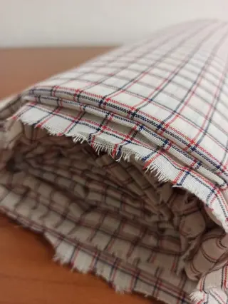 Mt 11 x 145 cm - Overhemdstof van puur Italiaans katoen - Katoen - 21e eeuw