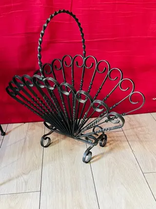 vintage tijdschriftenrek (2) - IJzer (gegoten/gesmeed)