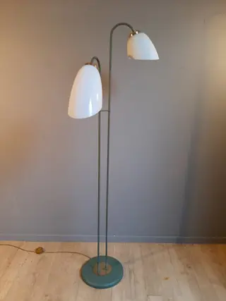 Vloerlamp, Staandelamp (1) - IJzer (gegoten/gesmeed)