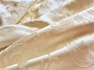 Prachtige Damast Bekledingsstof - 270 x 280cm - Satijn - 21e eeuw