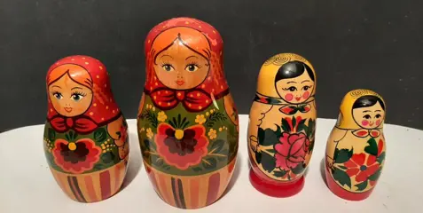 Poppen, matroesjka (2) - Hout