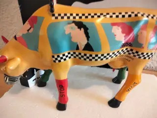 Bill Melton - Cow parade large in doos "Taxi cow " - Hars/polyester