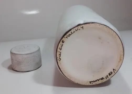 Cimal Henri - Vallauris - Witte keramische fles met abstracte decoratie - Keramiek