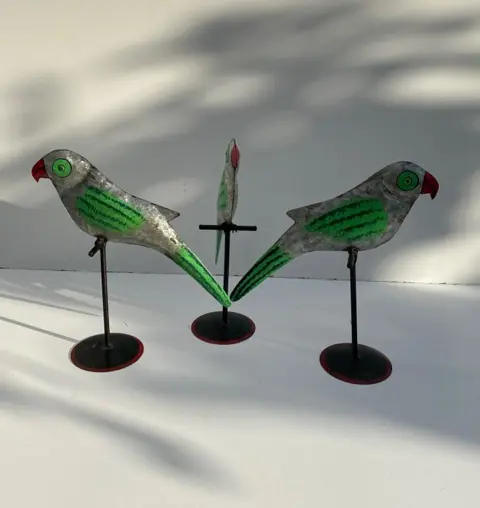 papagaioios esta (3) - metaal