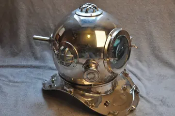 Groot formaat duikershelm (replica) - Chrome