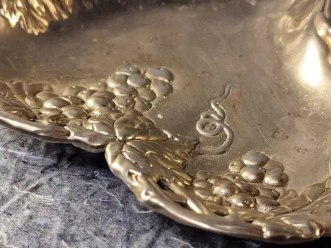 Decoratieve artikelen (1) - IJzer (gegoten/gesmeed)