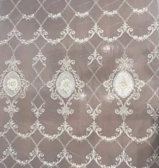 790 x 300 cm - prinselijke tule fijn geborduurd met gouddraad - tule - Eind 20e eeuw