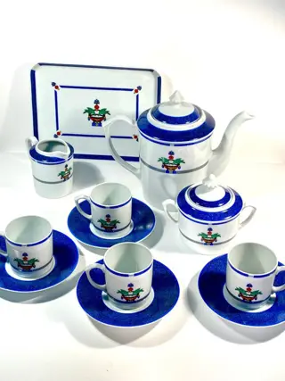 Cartier - Limoges - Theeservies, Het Maison Veinitienne (8) - Porselein