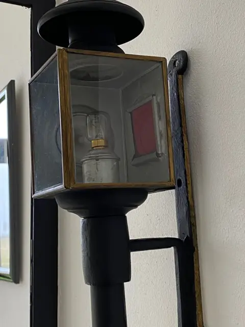 rijk versierde antieke koetslantaarn eerste helft 20e eeuw (1) - Barok - verzinkt staal en glas