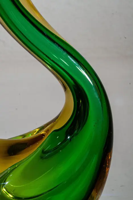 Groen-Amber Zwaan - Hoogte 23 cm - Glas