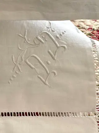 Frans huishoudlinnen. 6 mooie oude kussenslopen. Monogram (6) - Katoen, Linnen - Midden 20e eeuw