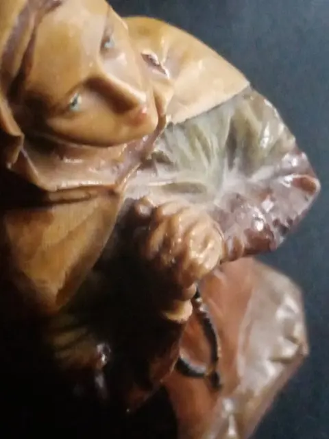 biddende vrouw (1) - Aardewerk