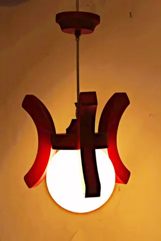 Plafondlamp jaren 60 (1) - hout en glas