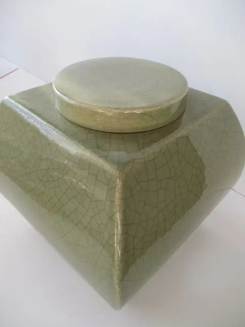 Voorraad pot (1) - Modern - Keramiek