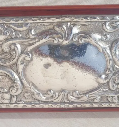 Grote houten kist met 925 zilveren deksel (1) - Hout, Zilver gelamineerd