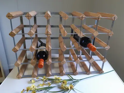 In de stijl van Richard Nissen - Wijnrek (1) - Modern - Hout, Metal and Wood