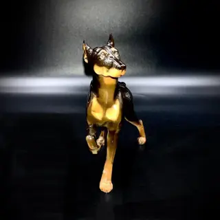 Hans Achtziger - Hutschenreuther, Bavaria - Dobermann Pinscher "Nora" (15 cm) - Porselein