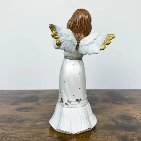 Groot Goebel Angel-beeldje - Zauberhafter Sternengruss - Porselein