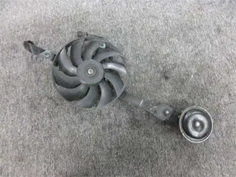 VENTILATOR Triumph Speed Triple 1050 2011 - 2012