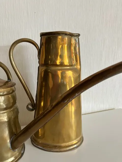 Decoratieve messing gieters (2) - Messing