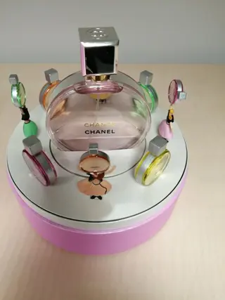 chanel - Chanel - Parfum doos (1) - Modern - Glas