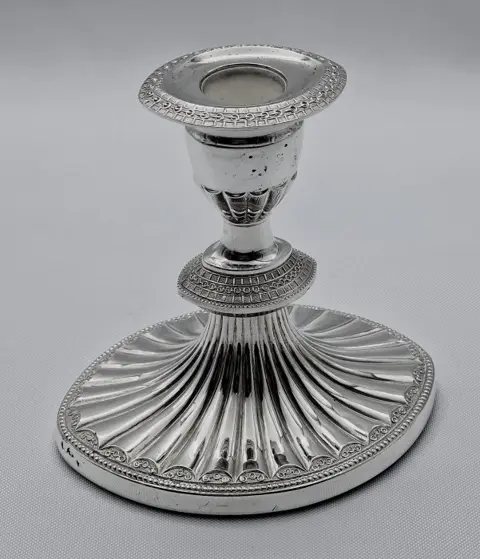 Arnold E. Williams & Sons Ltd (Falstaff) - Kandelaar (2) - Verzilverd