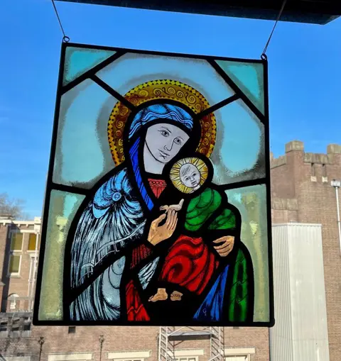 Old Hand Stained Glass Window Standing Amsterdam School - Glas-in-lood