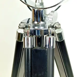 Adjustable industrial black wooden tripod floor lamp - Hout