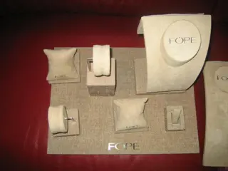 FOPE - sieraden houder (20) - suède