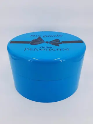 Grote en zeldzame YSL reclamedoos met verschillende nep parfums, testers en dozen van (8) - Glas, Plastic