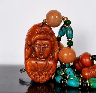 Boeddhistische ketting - Natuurlijke parels - Vervaardigd - Amulet - Bodhisattva Avalokitésvara - Verlichting, Ontwaken & Balans - Serpentijn, Turkoois, Jaspis & Agaat - 156.97g