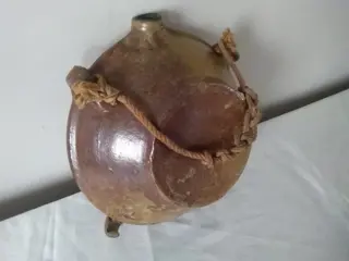 Oude groot formaat terracotta kalebas. - Terracotta