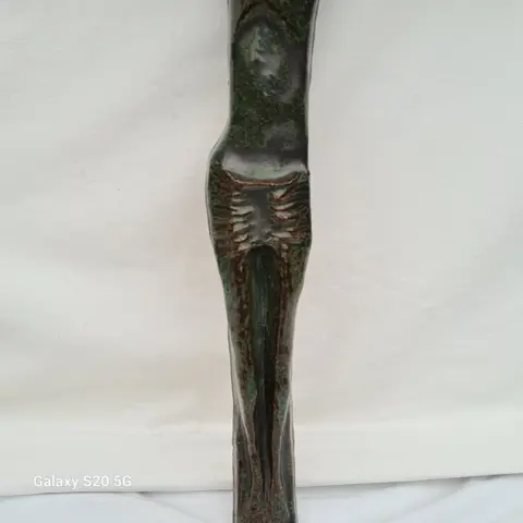 Kruisbeeld 44x32 cm - Geglazuurd aardewerk