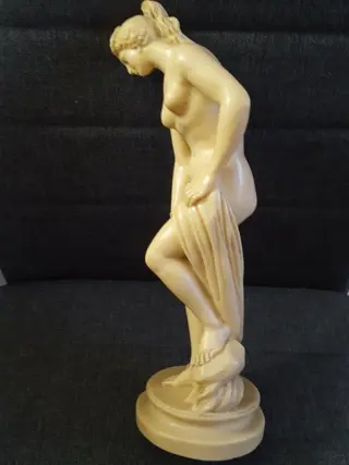 Beeld (1) - Romantisch - hars