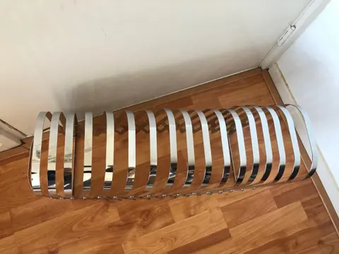 Vintage tijdschriftenhouder - harmonica / radius design - chroom