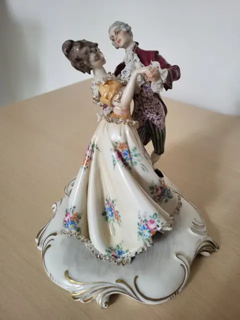 Capodimonte - Beeld(je) - Porselein
