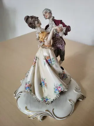 Capodimonte - Beeld(je) - Porselein