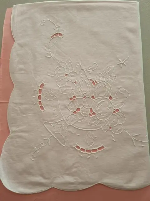 Rijk tafelkleed x12 van puur katoen met handgemaakte opengewerkte borduursels en fruit satijnsteek - Katoen - 21e eeuw