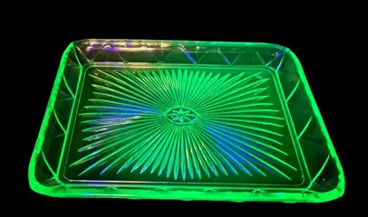Glasfabriek Leerdam - uranium glazen serveerschaal (1) - uranium glas