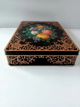 Barringer Wallis and Manners - container/box (1) - Barok - metaal met een dun laagje Messing