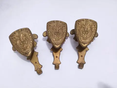 C.G.R - Kapstok (3) - Zamak