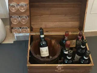 Kofferbak wijnkelder (1) - Volkskunst - Hout