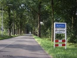 MAAK HET MEE,SLAPEN IN EEN BEDSTEE.